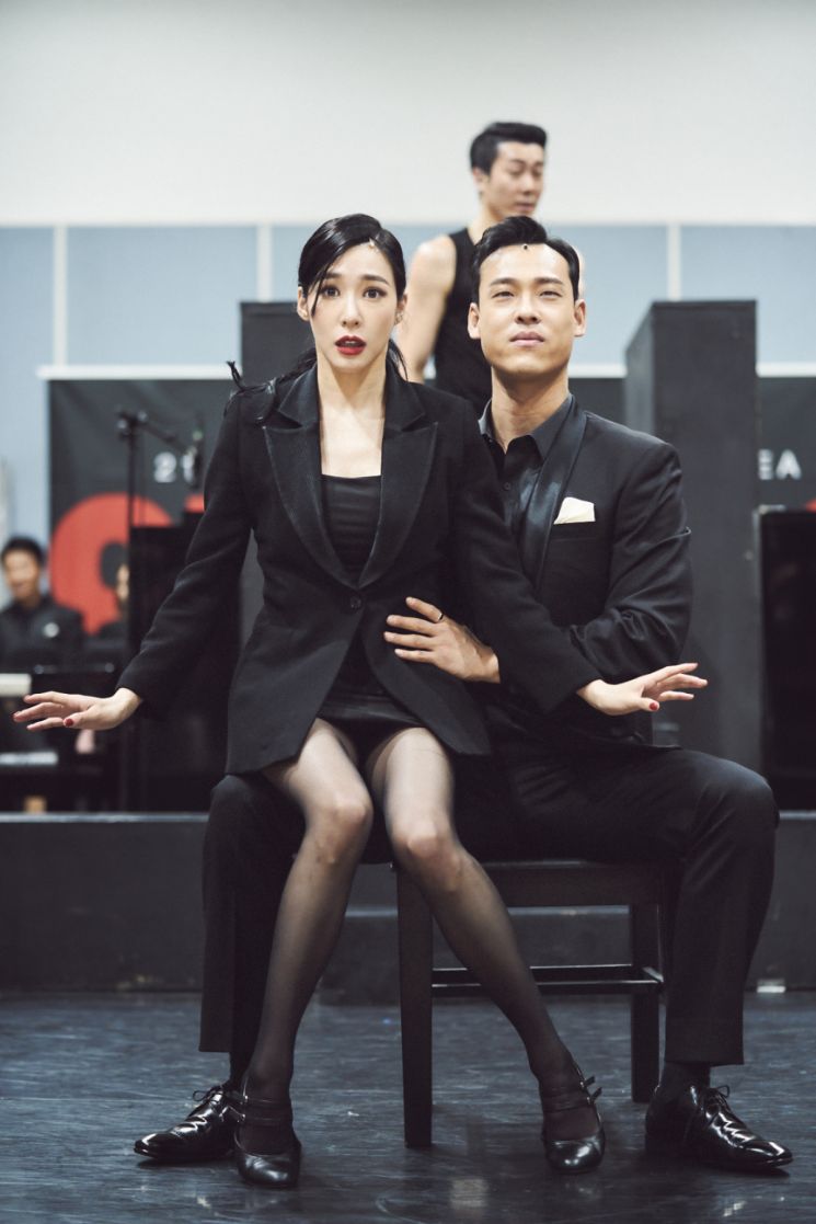 [포토]'시카고' 최재림·티파니영, 넘사벽 피지컬 케미