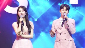 '모솔' <b>박서진</b>, '짝사랑 전문가' 전유진에 연애 조언 "CC 신중해야"('한...